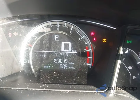 2016 Honda Civic Lx z USA, uszkodzony, nr VIN 19XFC2F53GE244825